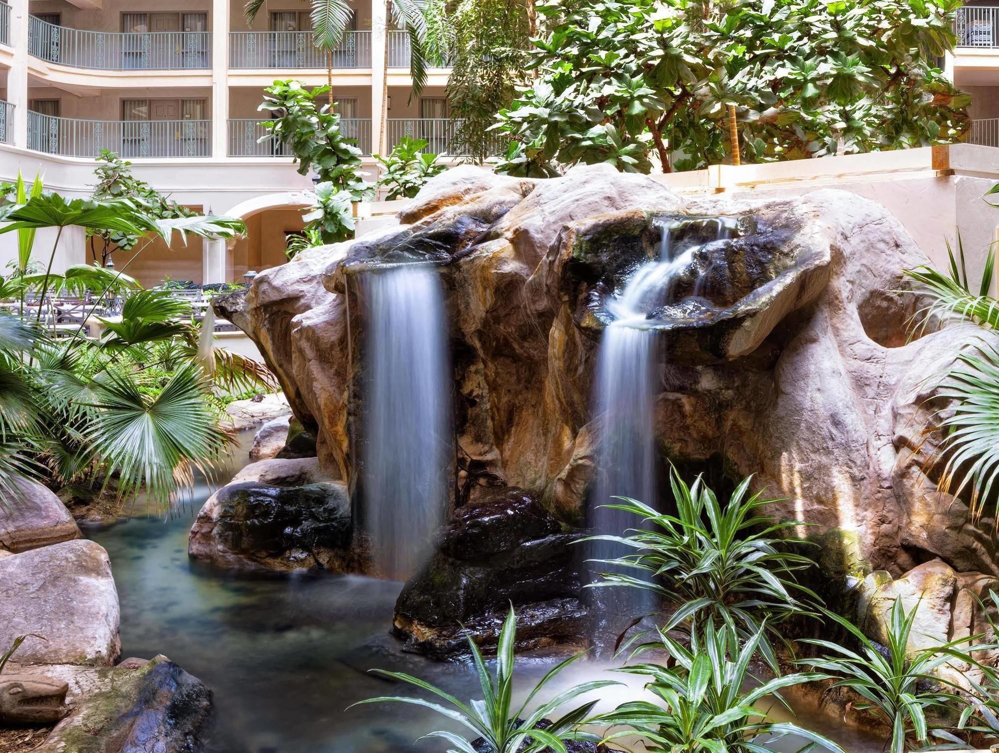 Sheraton Suites Fort Lauderdale At Cypress Creek Bagian luar foto