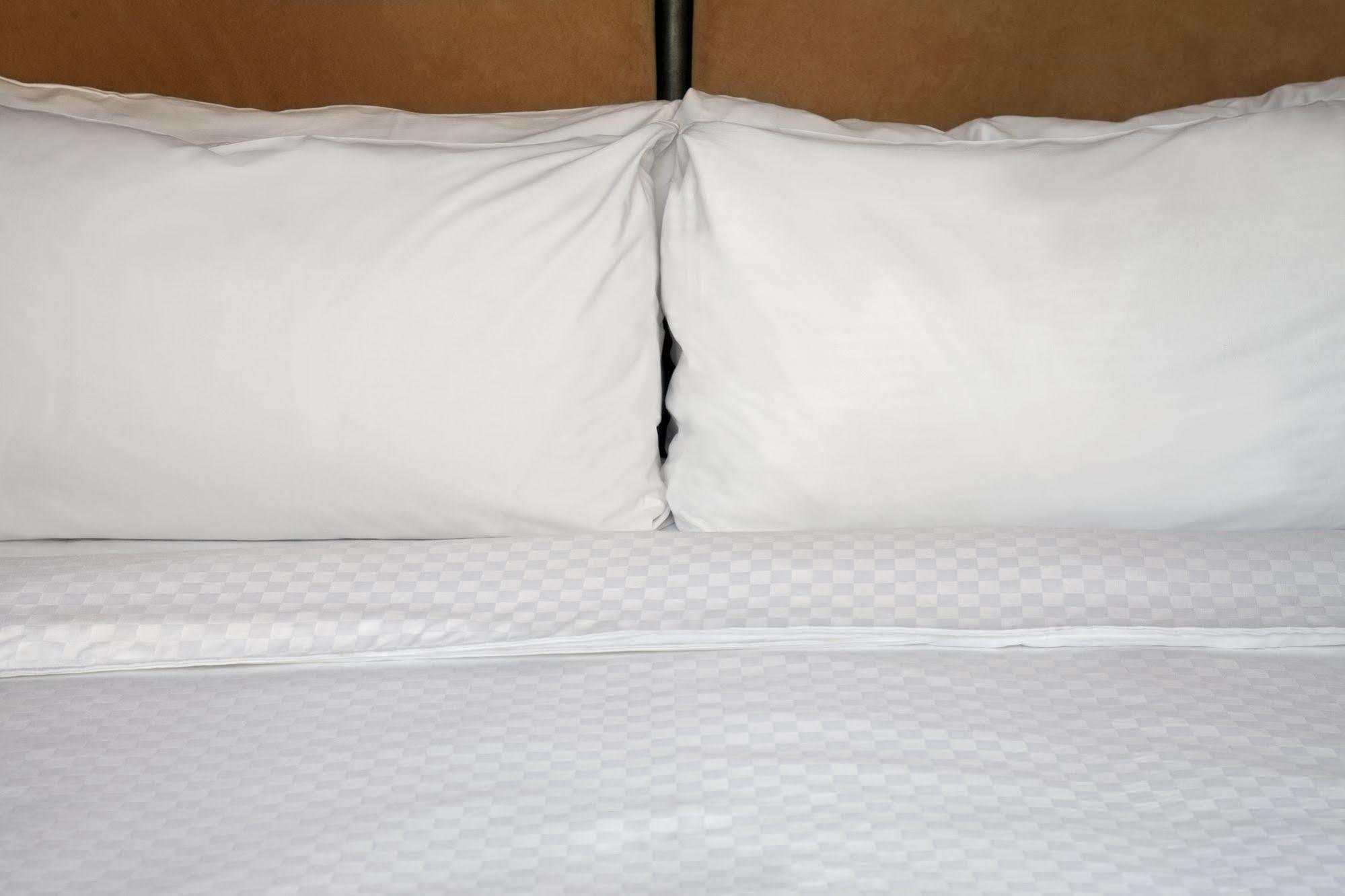 Sheraton Suites Fort Lauderdale At Cypress Creek Bagian luar foto